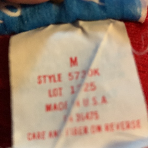 Red Robe - Picture 3 of 3